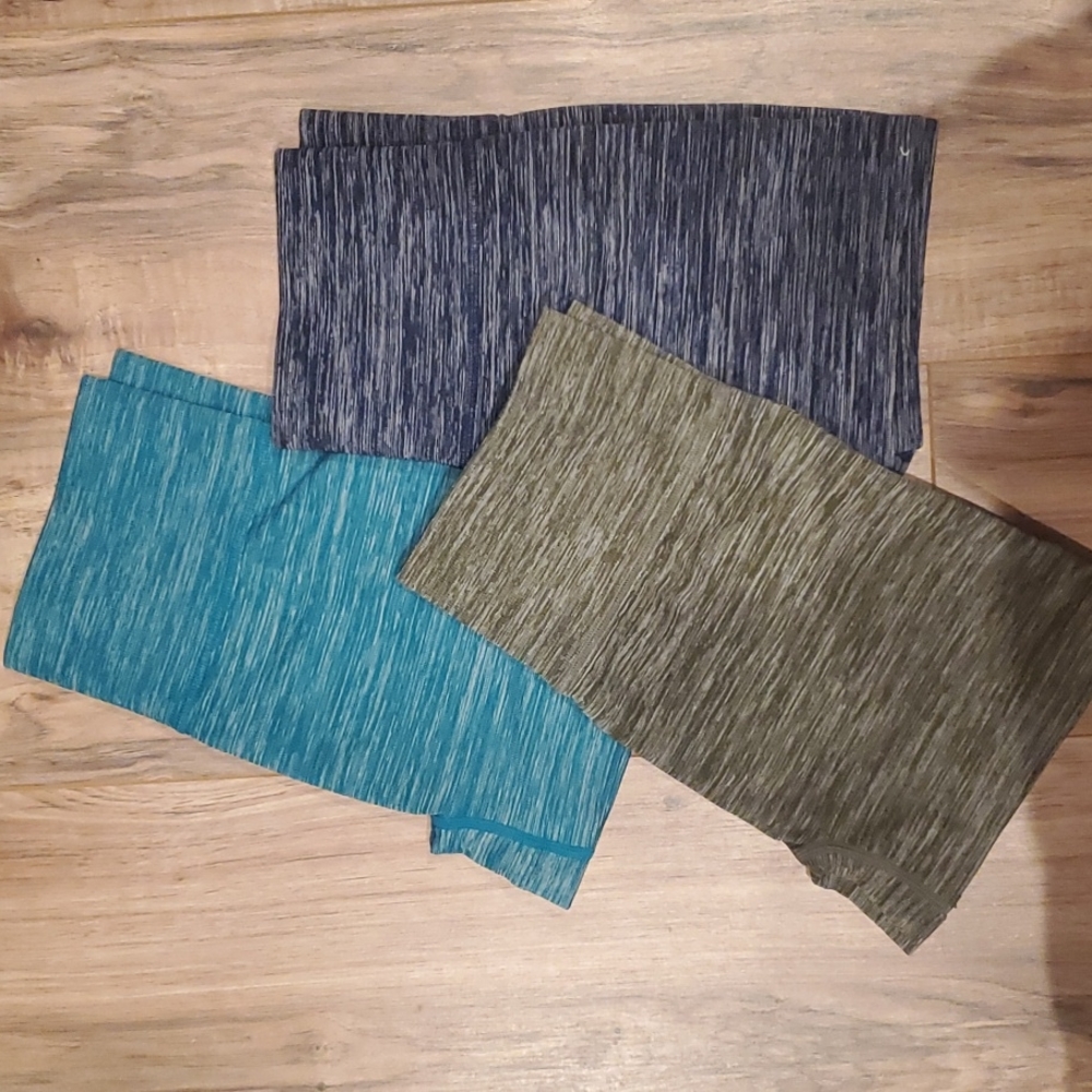 Set of 3 heathered compression spandex shorts